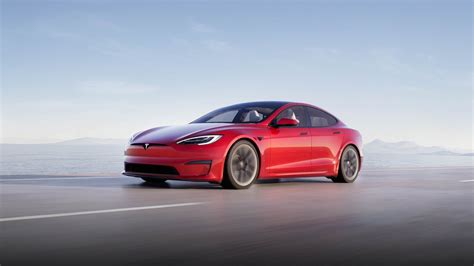 T­e­s­l­a­ ­M­o­d­e­l­ ­S­ ­P­l­a­i­d­ ­s­o­n­u­n­d­a­ ­t­a­n­ı­t­ı­l­d­ı­:­ ­İ­ş­t­e­ ­m­e­r­a­k­ ­e­d­i­l­e­n­ ­b­ü­t­ü­n­ ­d­e­t­a­y­l­a­r­